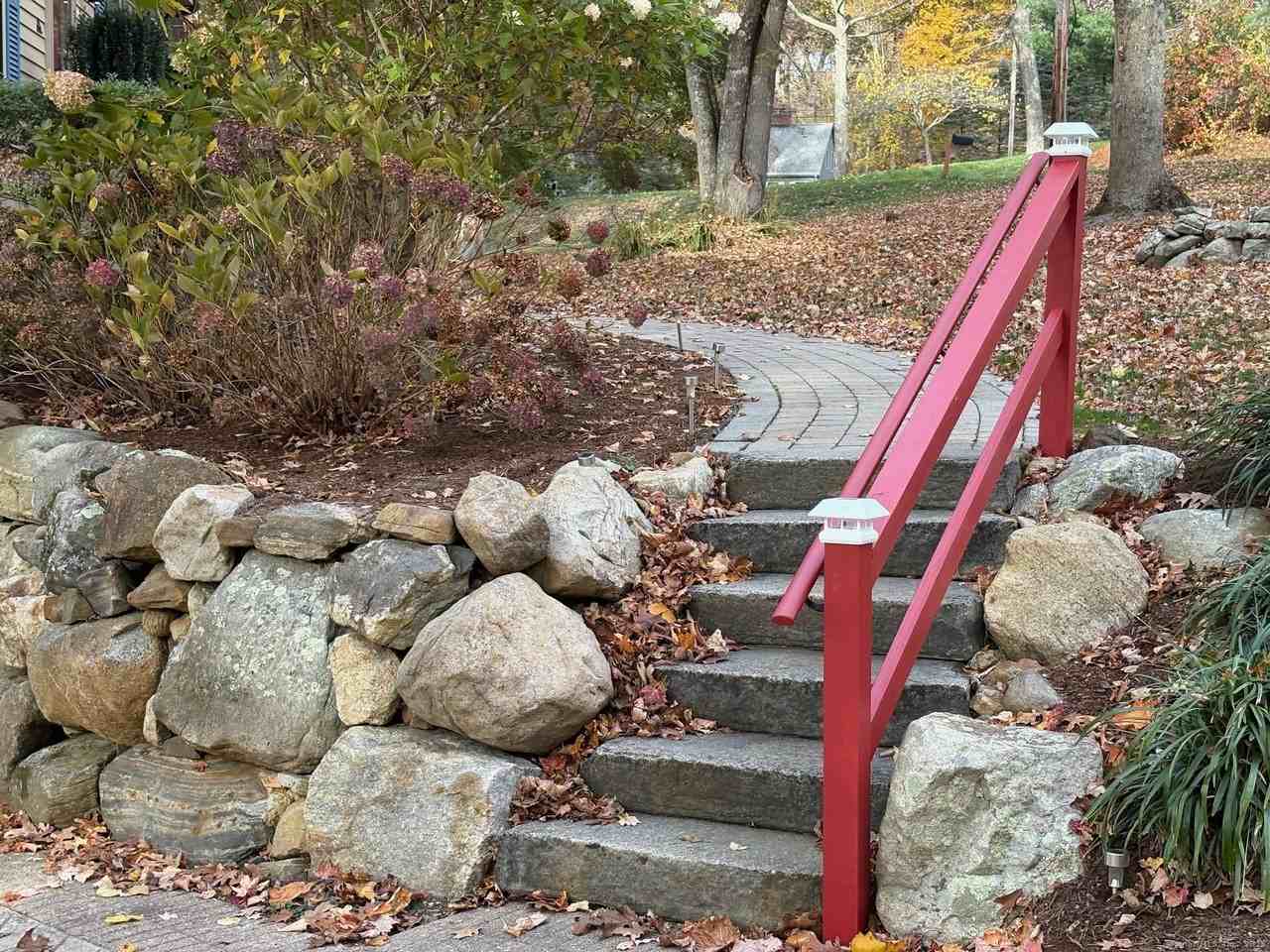 5 Beaver Dam Trl - Photo 4 of 39