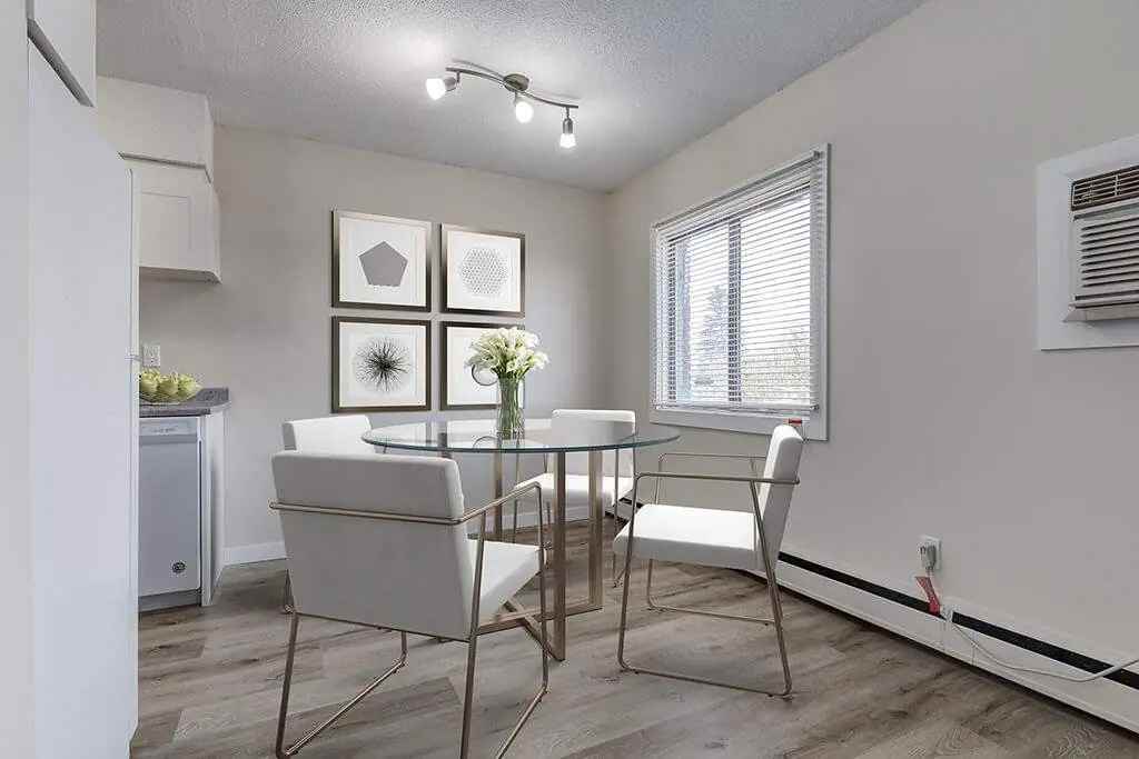 Geneva Apartments - Photo 4 of 13