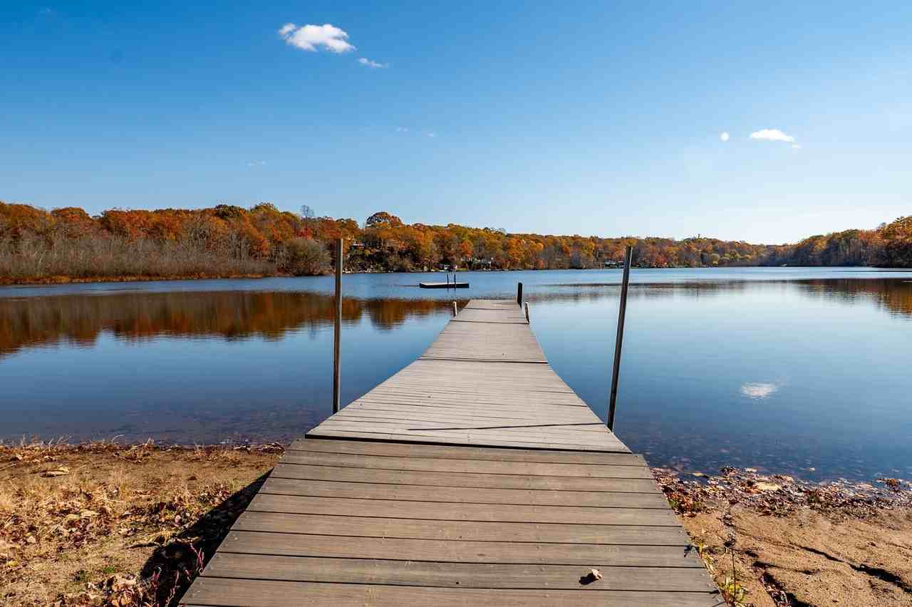 21 Edge Hill Rd - Photo 3 of 40