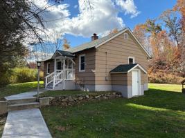 featured image of 690 Greystone Rd