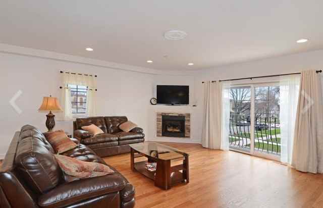 7236 W Palmer St #1 - Photo 2 of 17