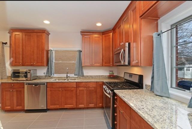 7236 W Palmer St #1 - Photo 3 of 17