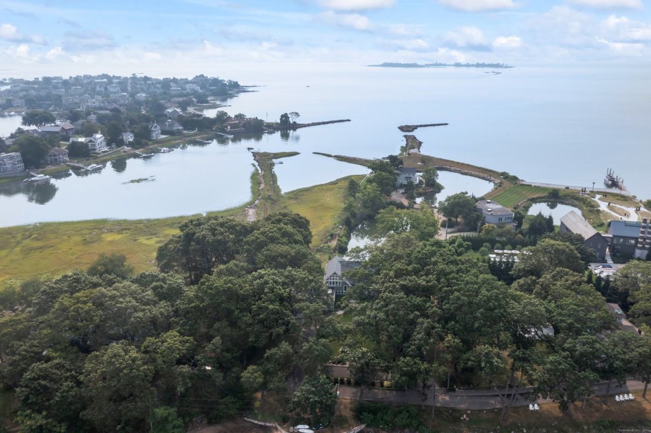 52 Shorehaven Rd - Photo 3 of 38