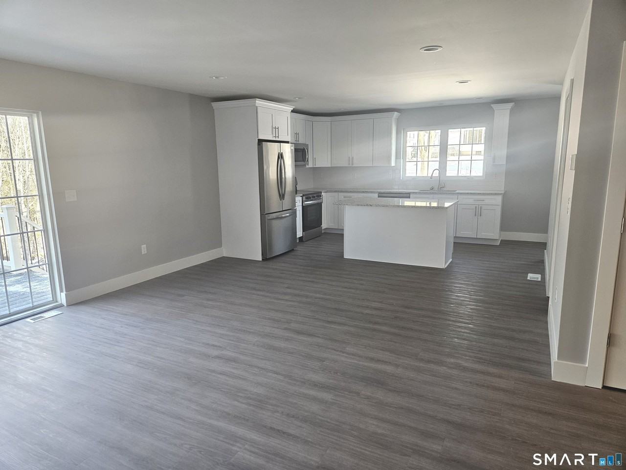 43 Fairfield Pl Unit A #A - Photo 4 of 17