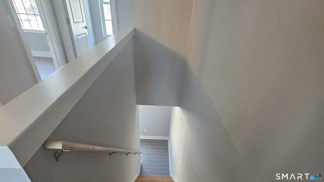 43 Fairfield Pl Unit A #A - Photo 7 of 17