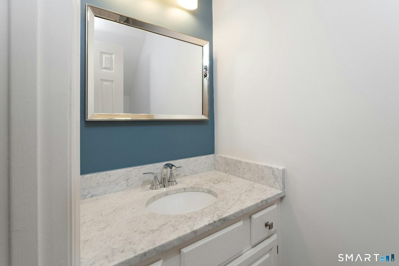 377 377 Hope Street unit: Front - Photo 4 of 22