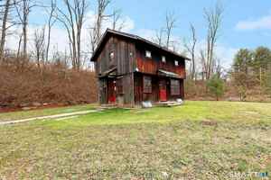 featured image of 380 Newtown Tpke