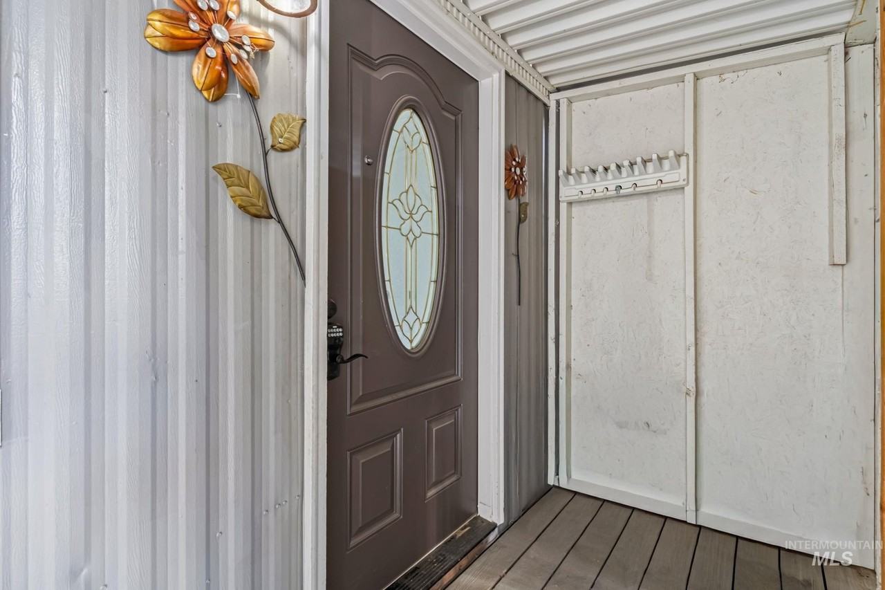 5015 E Ustick Rd Trlr 181 #181 - Photo 5 of 28