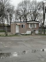 111 E Simplot Blvd - Photo 1 of 1