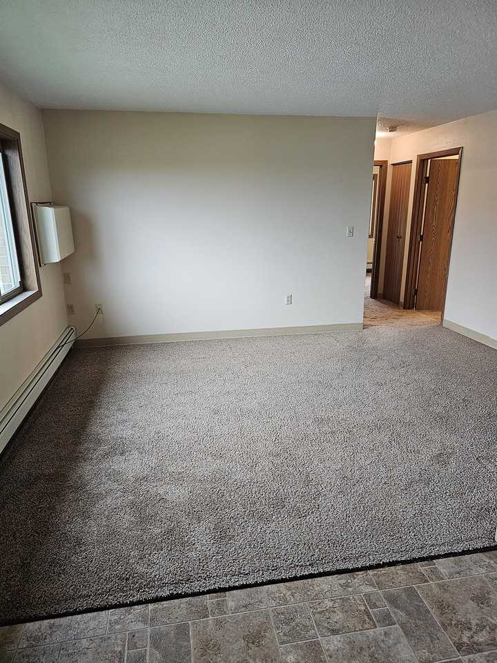 Brittany - Photo 5 of 9