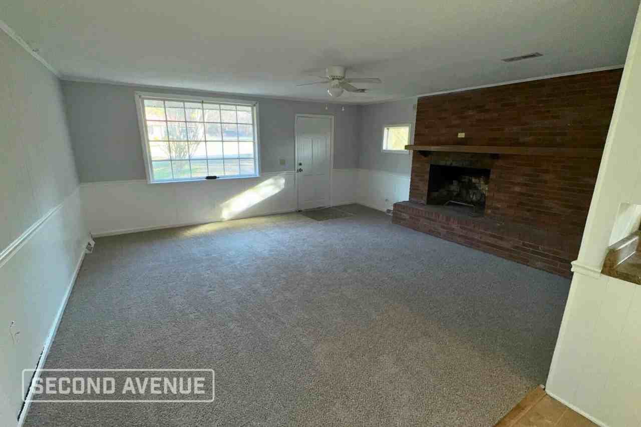 120 Hayes Rd - Photo 2 of 11