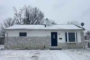 featured image of 706 W Berkeley Ave