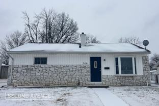 706 W Berkeley Ave - Photo 1 of 1