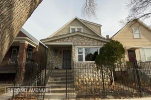 featured image of 6543 S Claremont Ave