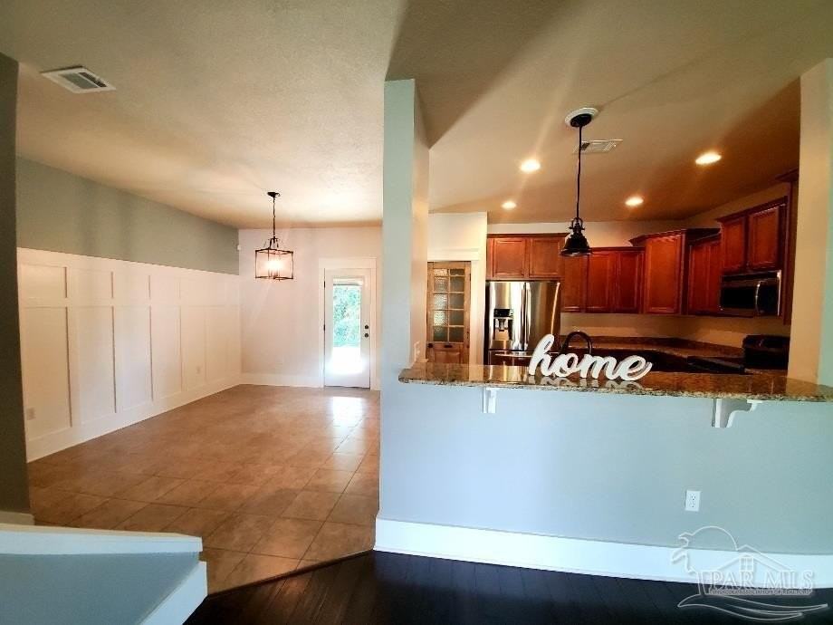 2549 Redford Dr - Photo 7 of 38