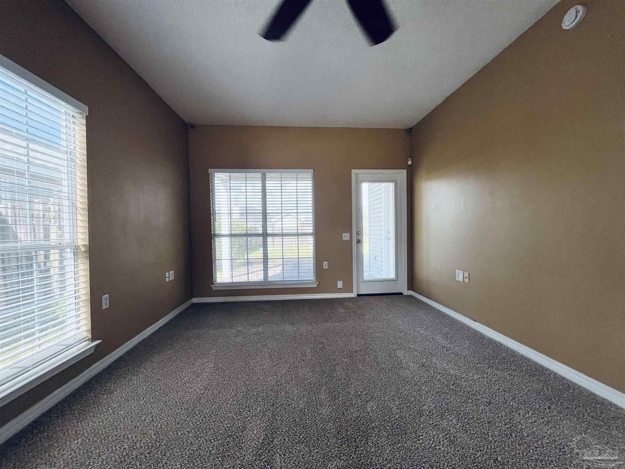 4006 Glenway Dr - Photo 7 of 21