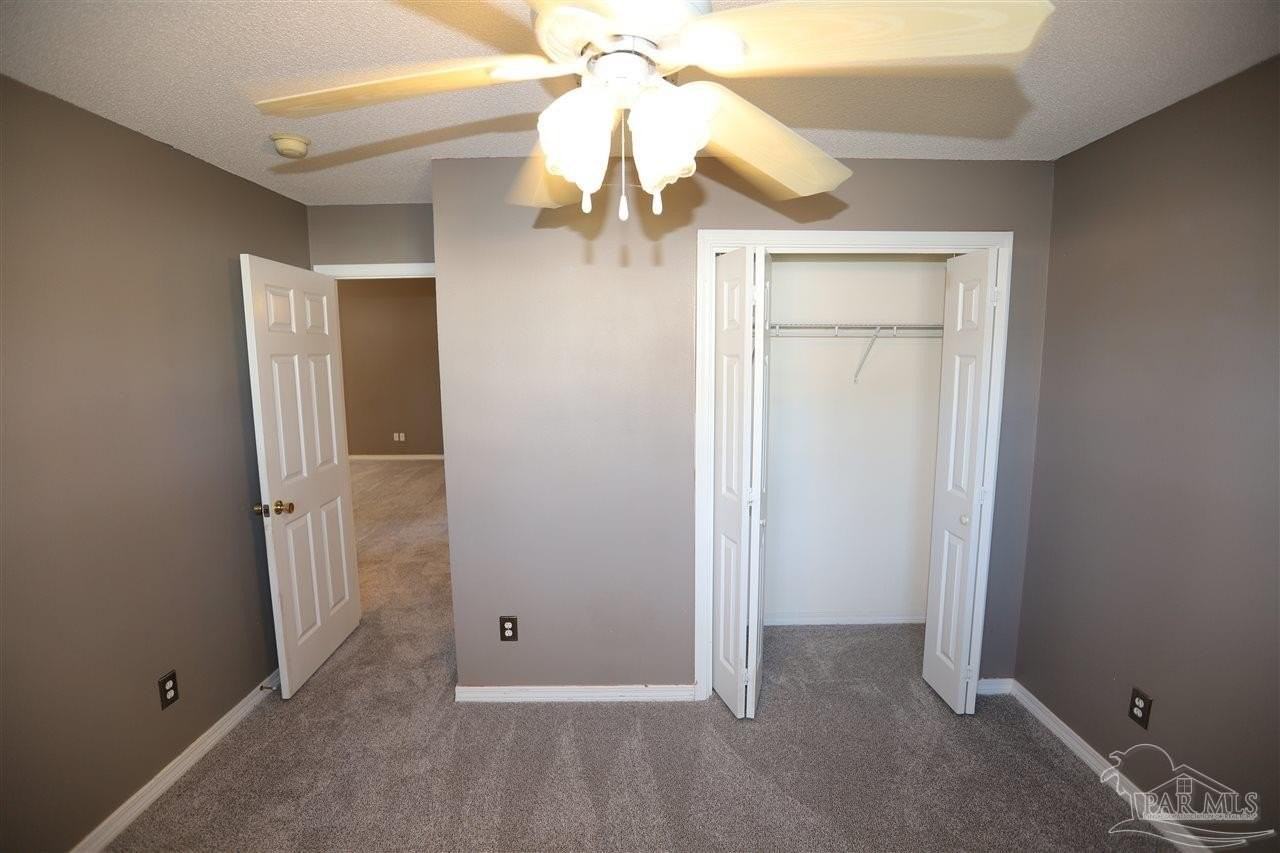 319 Mizzen Ln - Photo 4 of 16