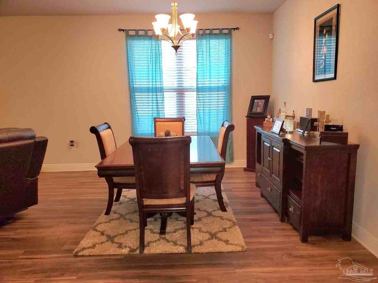 820 Oak Aly - Photo 5 of 19