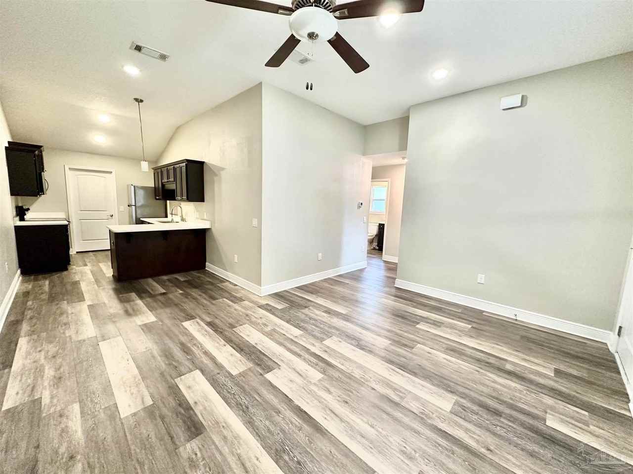 1603 Blackwell Ln Apt B #B - Photo 6 of 26