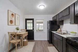 featured image of 2 2 Midland Heights Circle