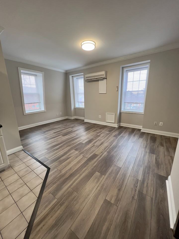 Campus Apartments - Photo 3 of 15