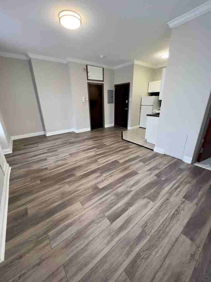 Campus Apartments - Photo 4 of 15