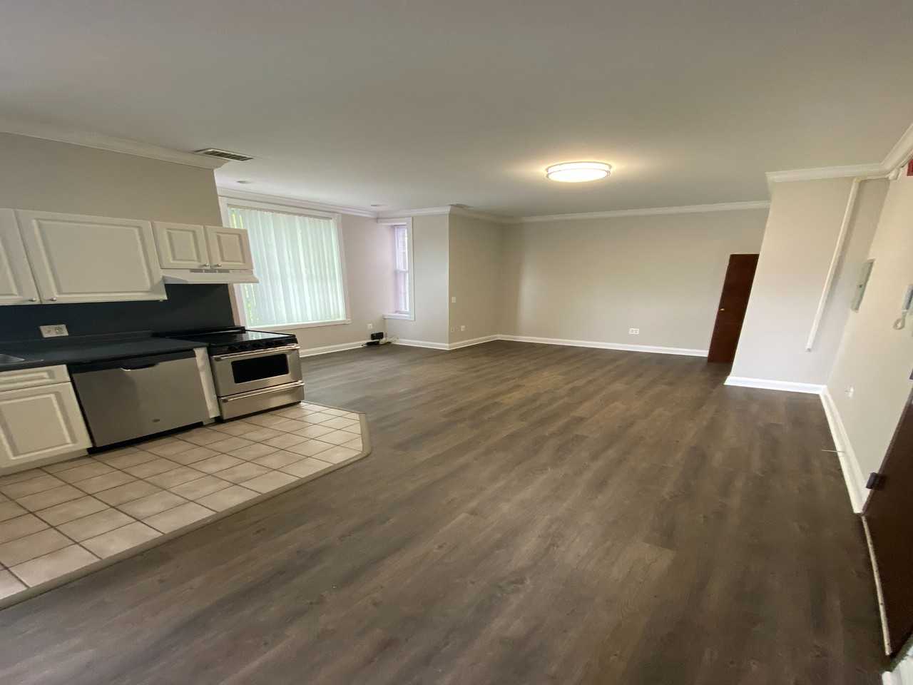 Campus Apartments - Photo 6 of 15