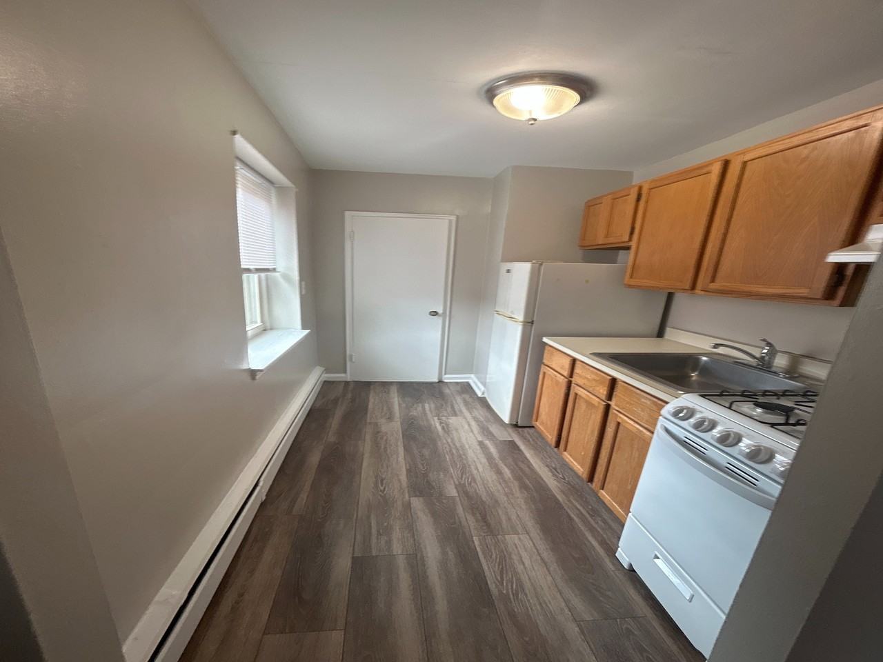 Campus Apartments - Photo 4 of 16