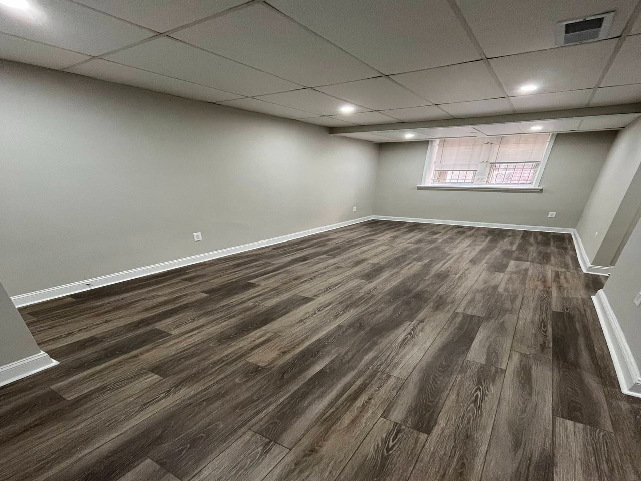 Campus Apartments - Photo 7 of 27