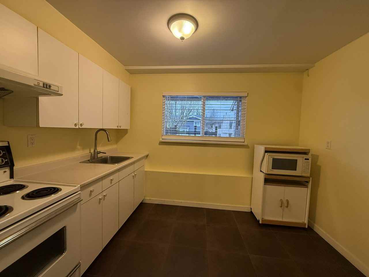 3168 Toba Dr - Photo 3 of 11