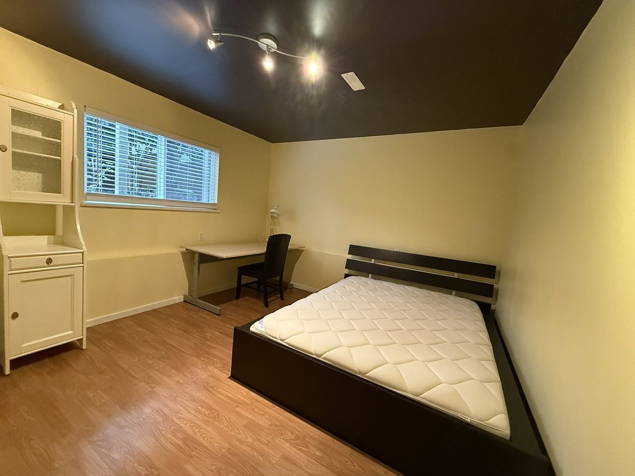 3168 Toba Dr - Photo 6 of 11