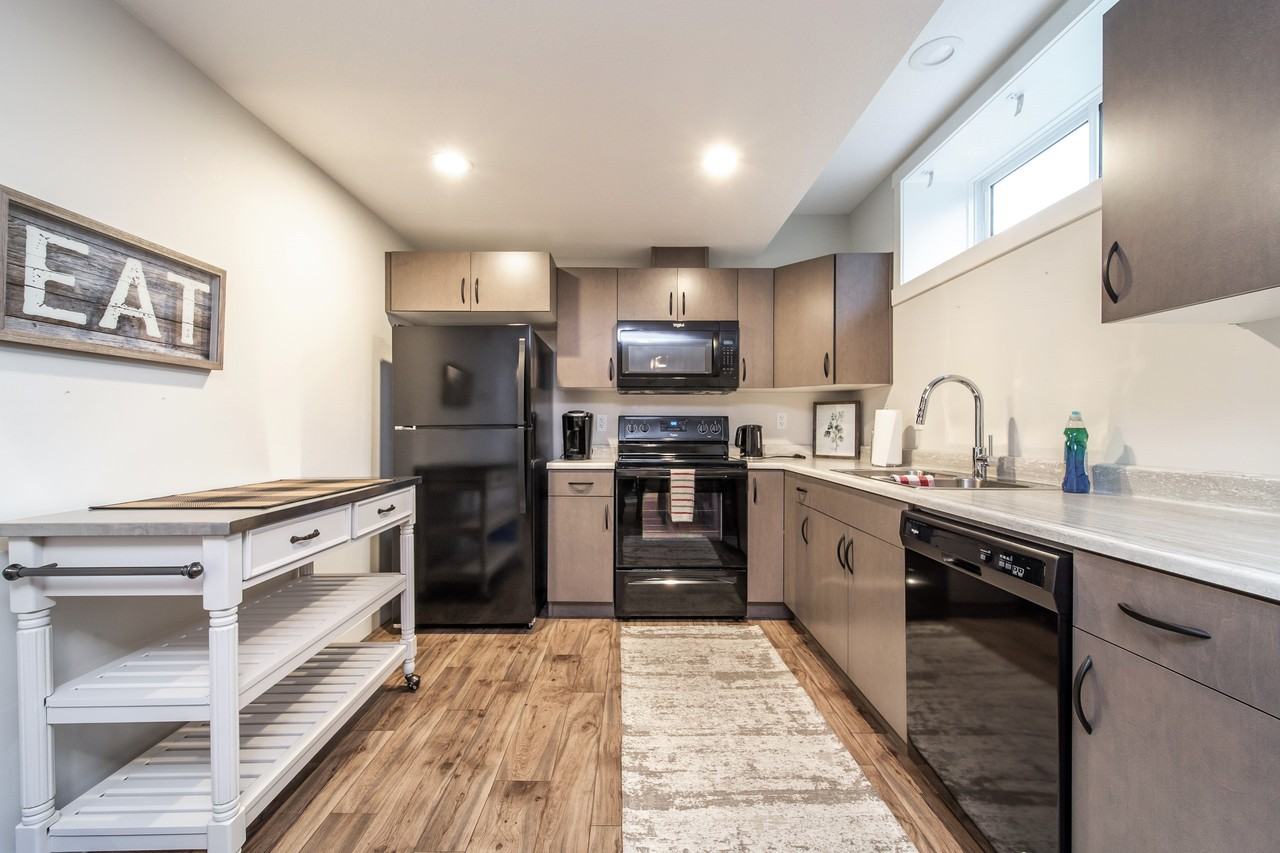 389-B West Haven Dr, Leduc - Photo 2 of 20