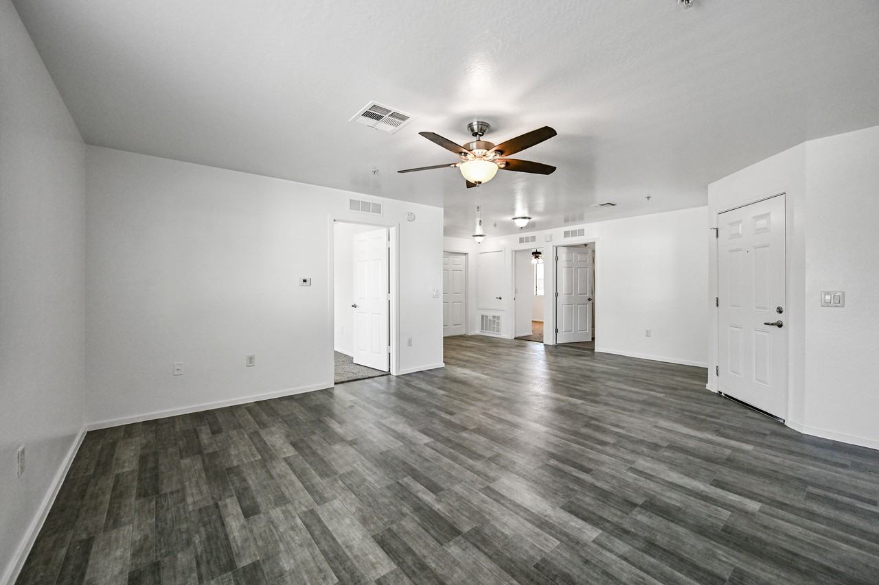 3065 North 67th Avenue #236 - Photo 6 of 25