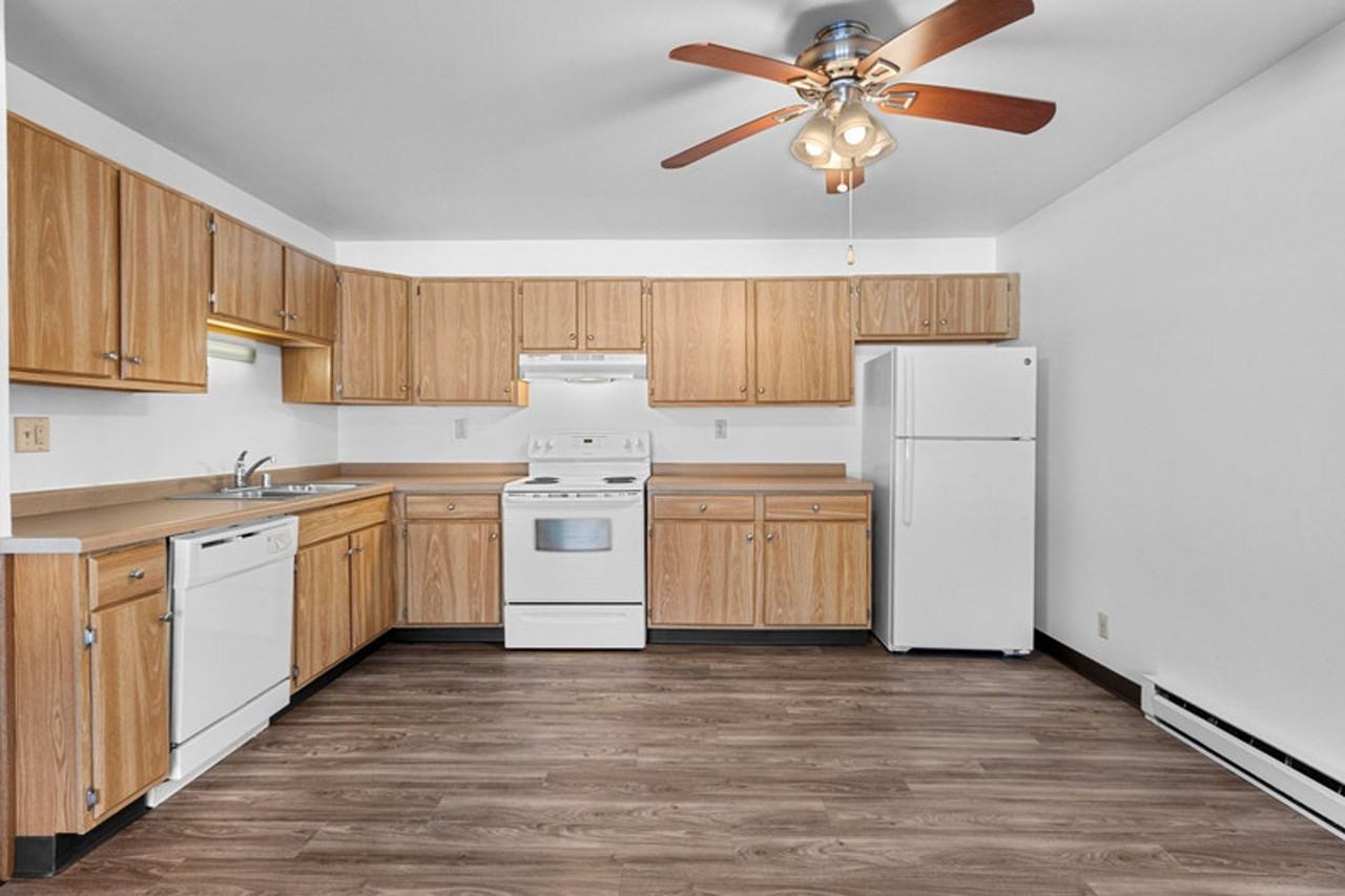 Woodfield Circle - Photo 2 of 50