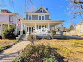 featured image of 500 Maryland Ave