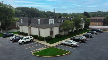 featured image of 222 S Kendall Ave