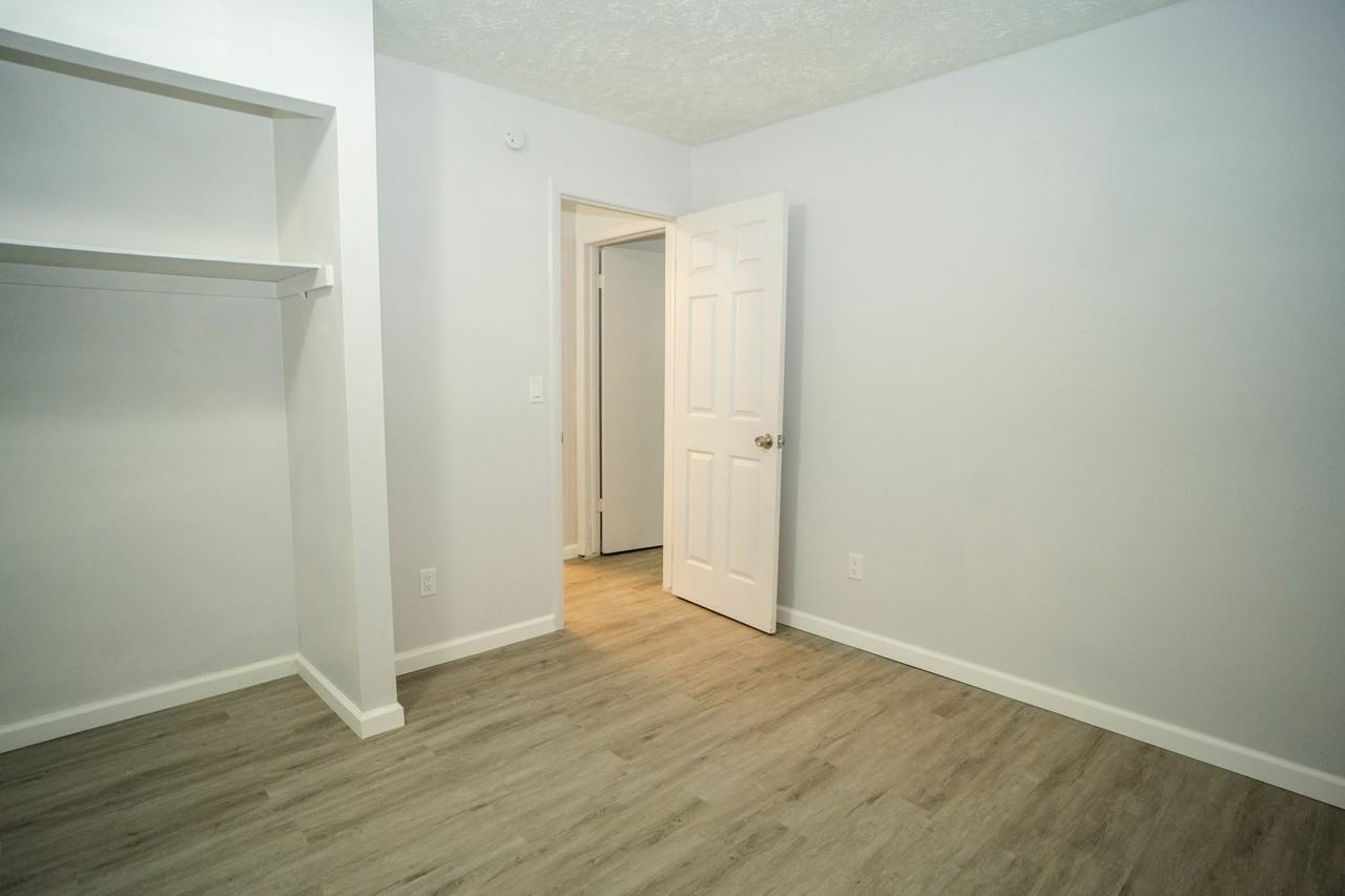 Chestnut Flatz - Photo 5 of 11