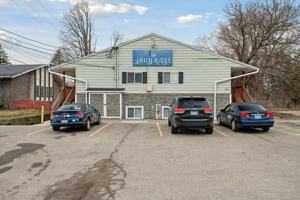 featured image of 645 E Jolly Rd