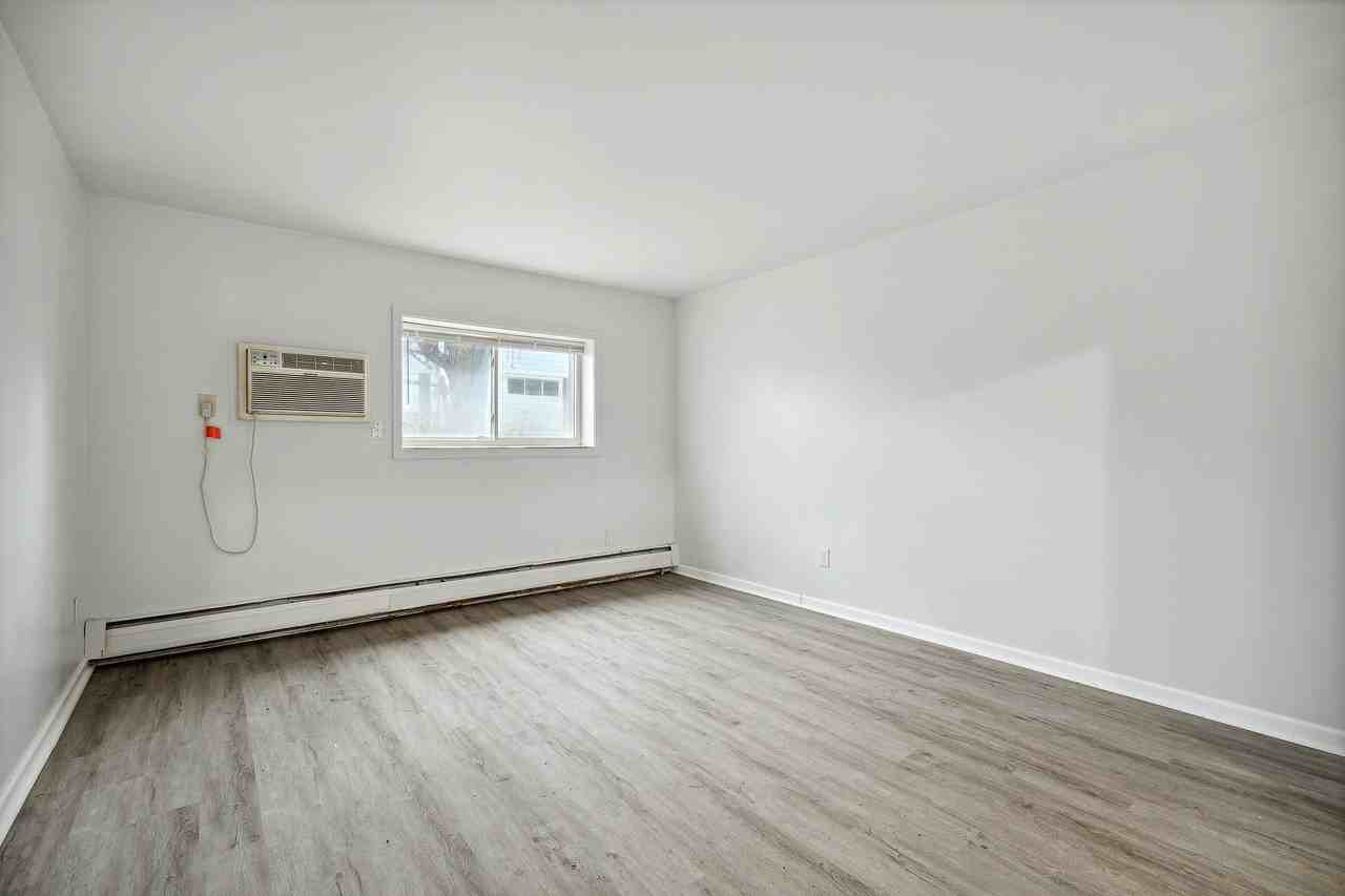 Jolly Flatz - Photo 6 of 14