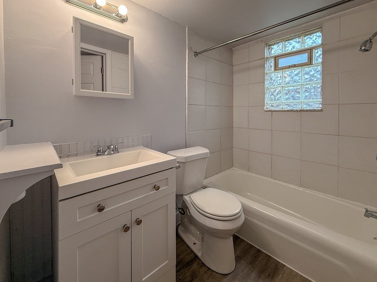 Cavanaugh Flatz - Photo 7 of 15