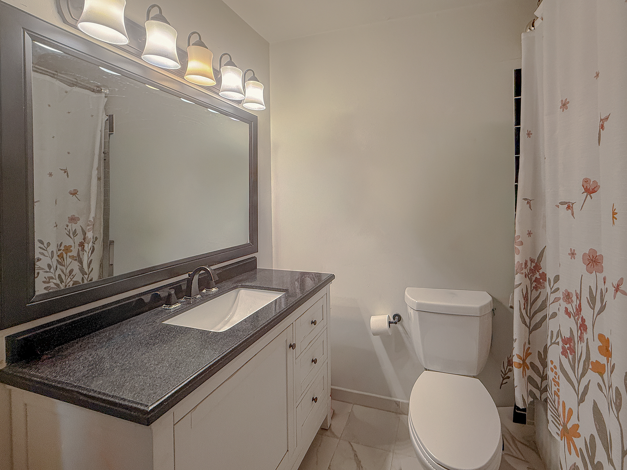 Pacific Flatz - Photo 5 of 32