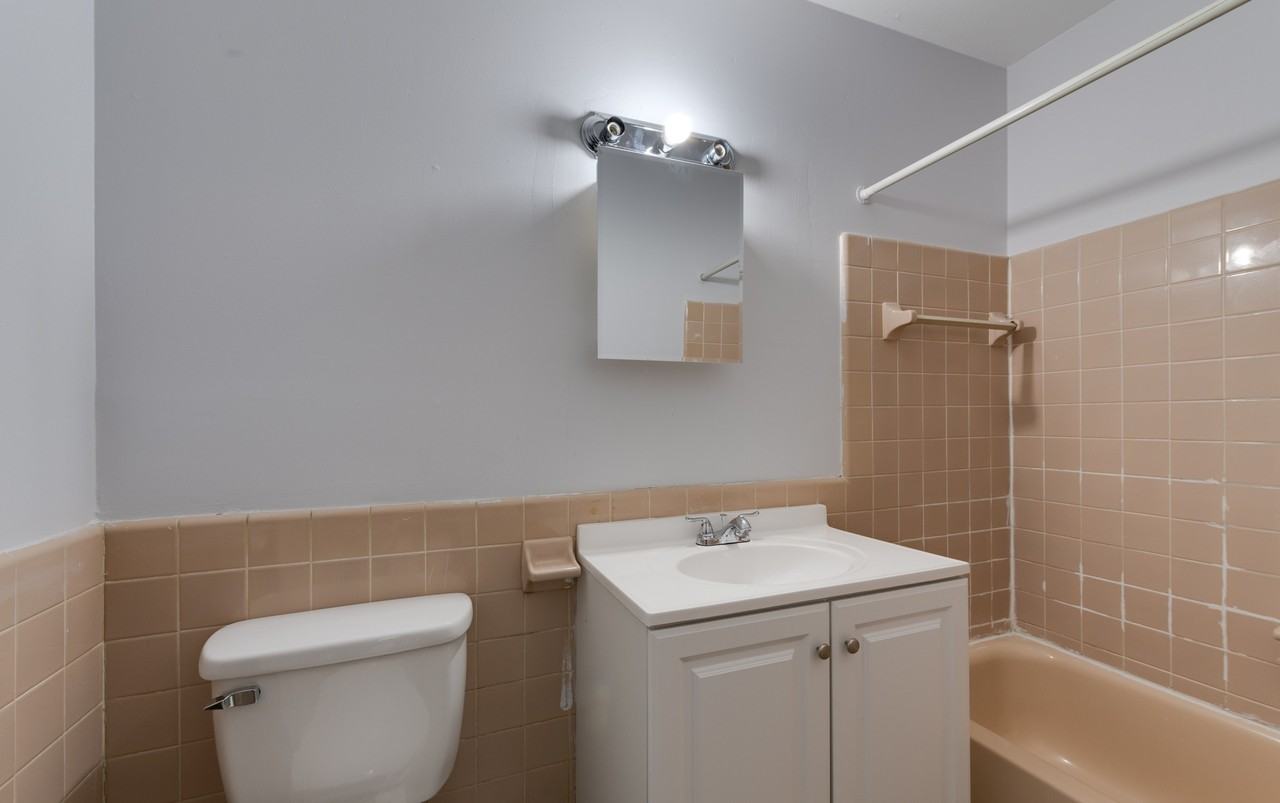 Pacific Flatz - Photo 6 of 32