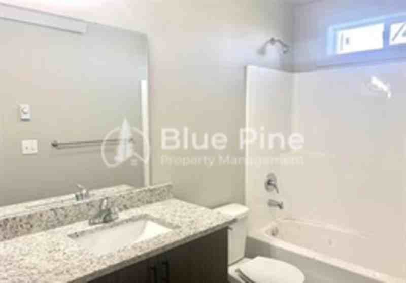 5907 N Silver Fox Rd #4 - Photo 4 of 8