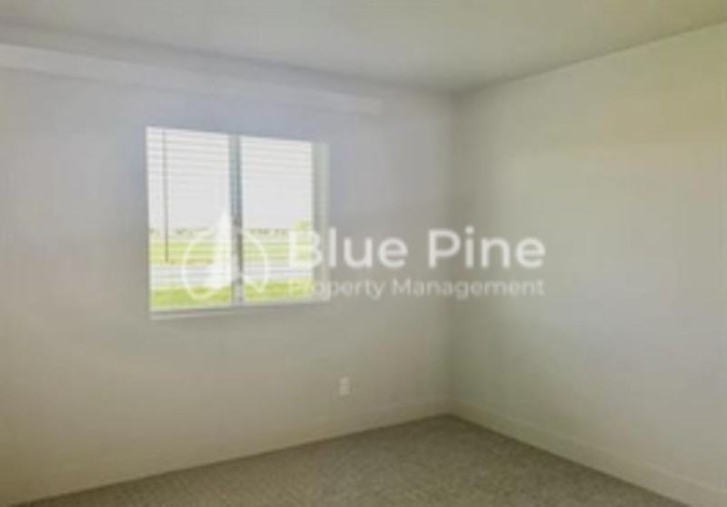 5907 N Silver Fox Rd #4 - Photo 6 of 8