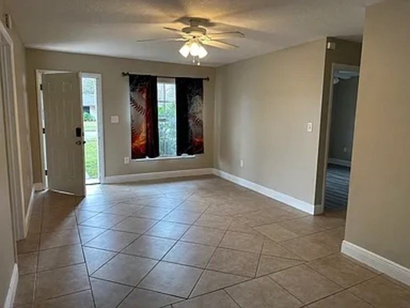 1117 Princewood Dr - Photo 7 of 23