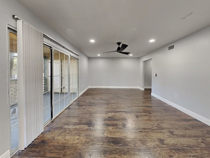 3979 Versailles Dr - Photo 7 of 25