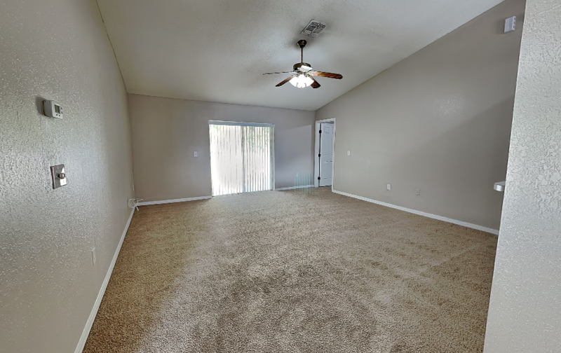 165 Kings Pond Ave - Photo 5 of 18