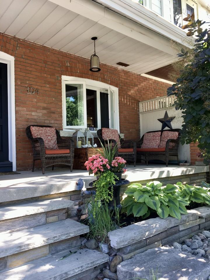 104 Queensdale Avenue - Photo 2 of 33