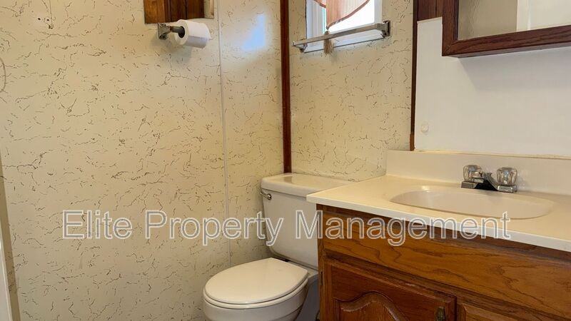 2727 Santa Fe Dr #2 - Photo 7 of 11