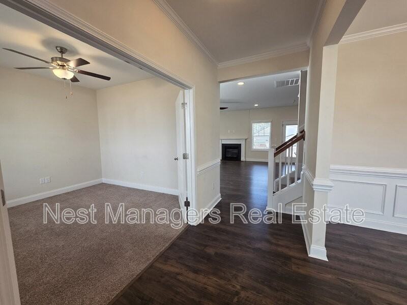 2418 Cedar Ridge Ct - Photo 2 of 36